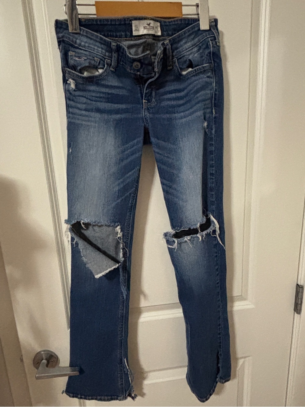 Hollister Low Rise Jeans (W27)